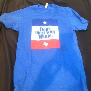 Mens tshirt. Don't mess with Willy.